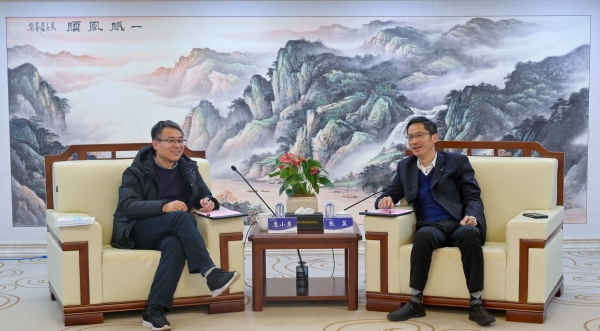长航集团与新华社湖北分社座谈交流