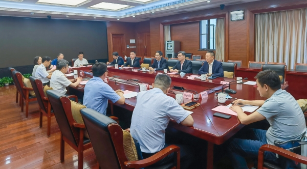 公司领导拜访南京市政府