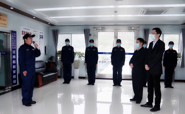 张翼拜访长江三峡通航管理局局长刘亮