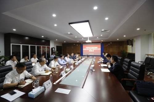 长航集团与中石油天然气销售分公司就“气化长江”举行座谈