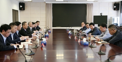 长航集团张锐、涂晓平拜访武汉市江岸区委书记王炜