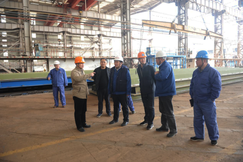 涂晓平调研青山船厂并检查安全