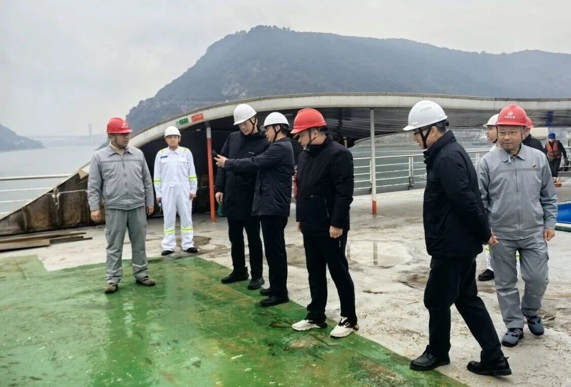 丁磊督导检查重庆公司安全工作