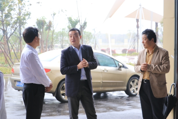 风采聚焦┃党建护航 乘风破浪——记招商局集团优秀党务工作者、武汉公司党委书记、总经理洪波